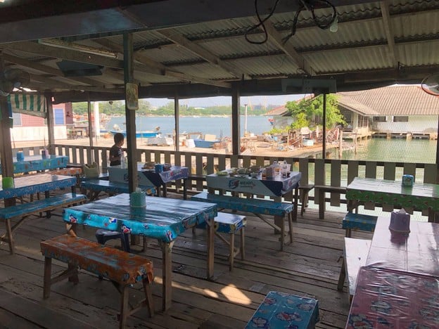 ร้านเจ๊เงาะ แหลมฉบัง