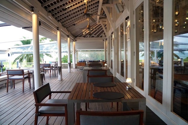 Sea.Fire.Salt ไม้ขาว