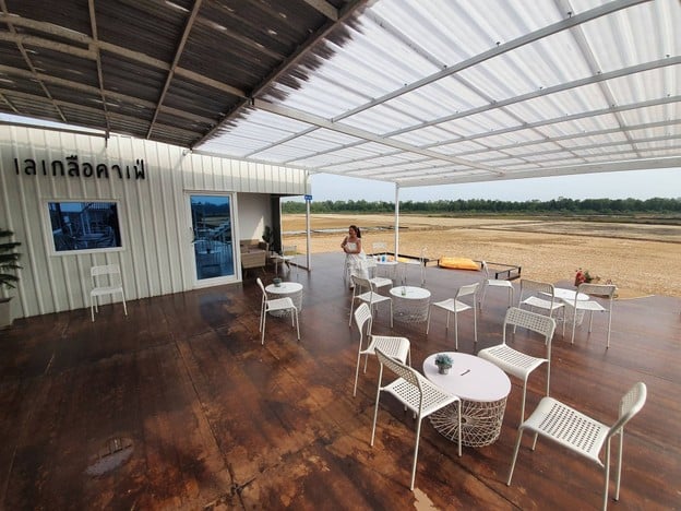 หน้าร้าน เล เกลือ คา เฟ่