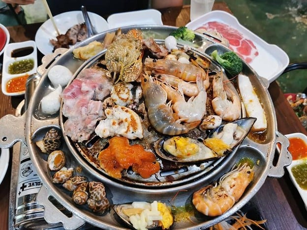 มู๋กะชีส ปิ้งย่างกะทะชีส