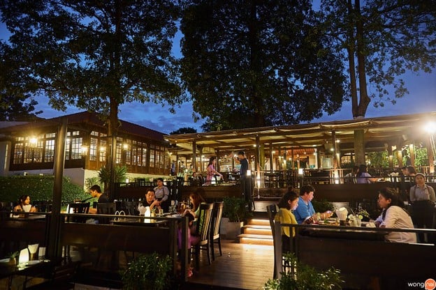 บรรยากาศ The Great Hornbill ไร่พีบีวัลเลย์