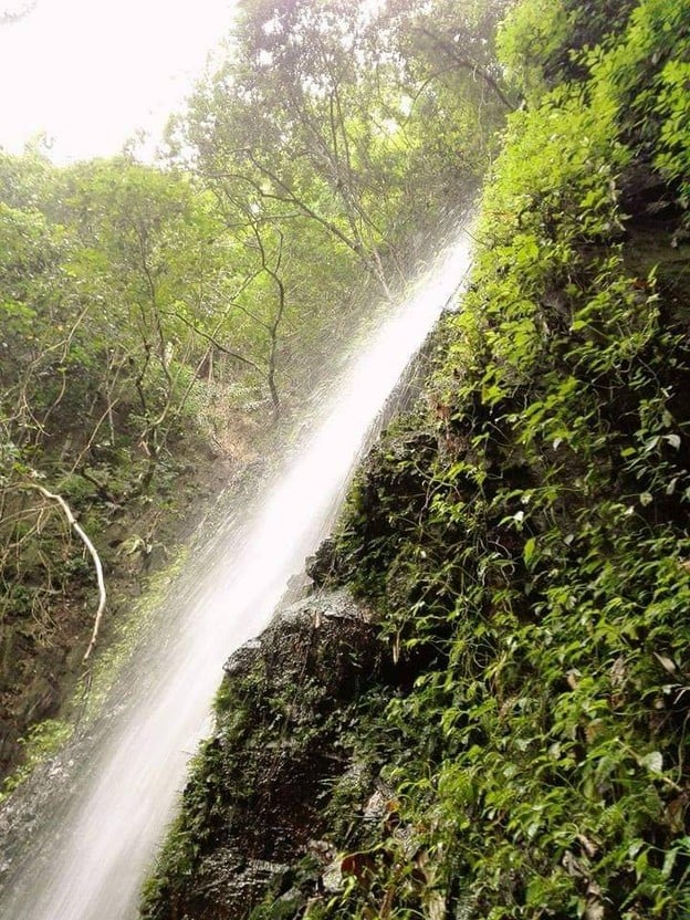 บรรยากาศ น้ำตกผางามงอน