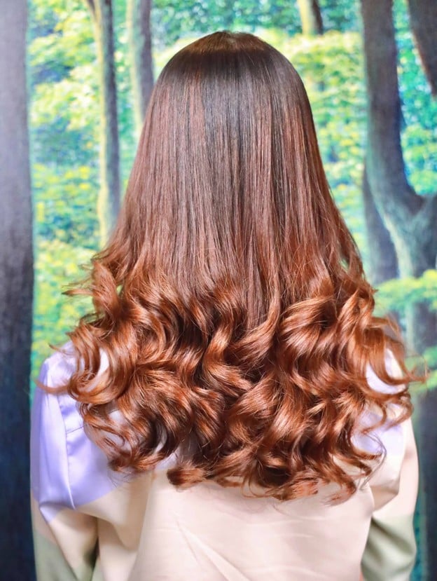 CHAMP HAIR CENTER หมู่บ้านกลางเมือง