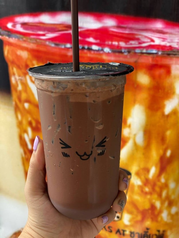 เมนูของร้าน ชาเคี้ยวได้ ตรงข้ามโรงพยาบาลกรุงเทพหาดใหญ่