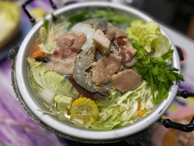 หมูกระทะผู้พันคณิต