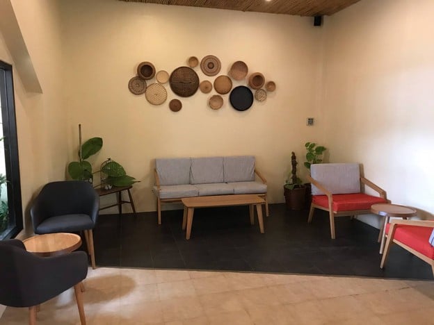 Auntie Mae Bakery & Coffee