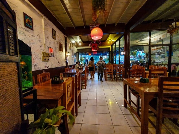 ตำลาว by poorestaurant