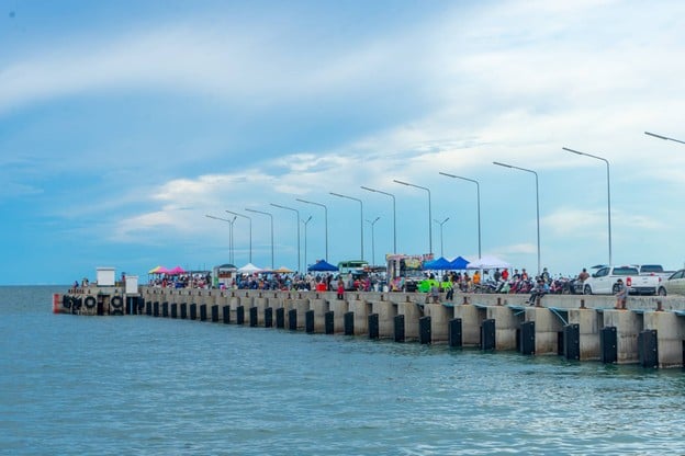 บรรยากาศ สะพานปลาหัวหิน