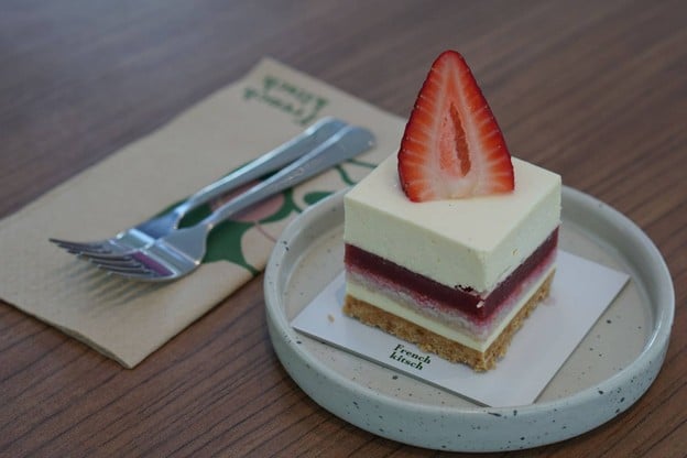 เมนูของร้าน French Kitsch Cafe แฟล็กชิพสโตร์ จอหอ