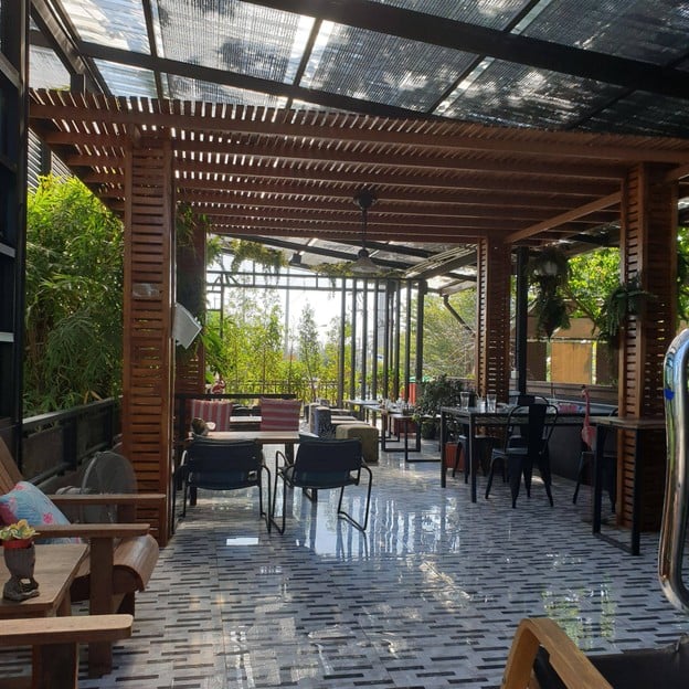 บรรยากาศ AT GARDEN CAFE