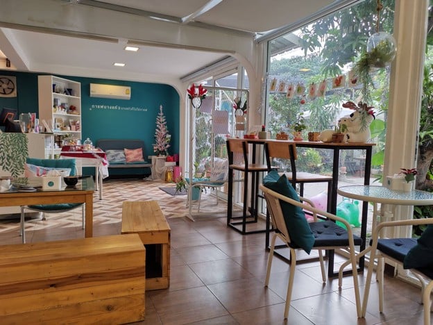 บรรยากาศ กาแฟบางแก้ว บางแก้วก็ไม่ใช่กาแฟ (ฮาลาล)