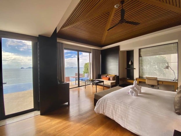 คอนราดเกาะสมุย