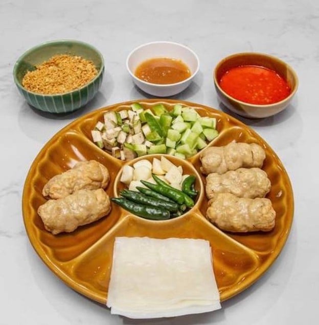 เมนูของร้าน แหนมเนืองลับแลขอนแก่น