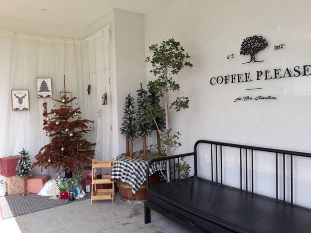 Coffee Please In The Garden สาขา2