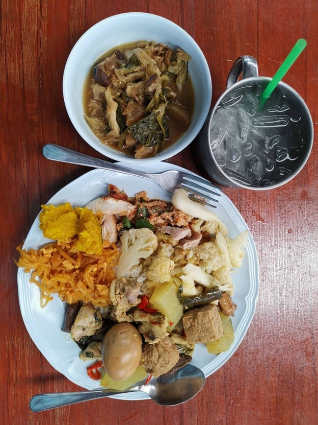 เมนูของร้าน ครัวศรีฟ้า