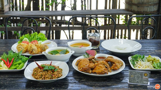 เมนูของร้าน ไก่ทอดโกศล by ครัวกรรณิการ์