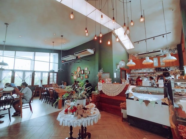 บรรยากาศ นิทานคาเฟ่ ปทุมธานี