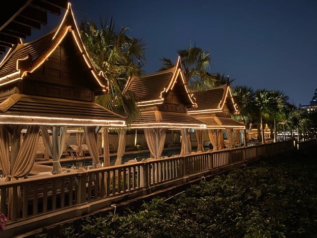 เดอะเพนนินซูล่าสปา