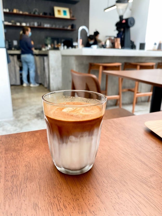 เมนูของร้าน DOUBLE SLASH // COFFEE SPACE พระราม 8