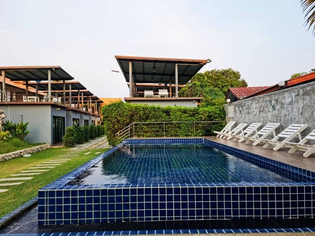 รับลมรีสอร์ท