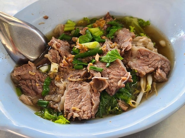 ก๋วยเตี๋ยวเนื้อจินตนา 2499 พหลโยธิน 54