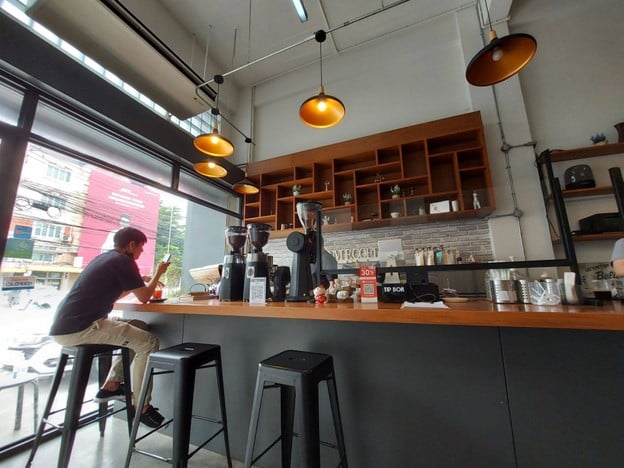 บรรยากาศ The Common Scents Coffeebar ราชพฤกษ์