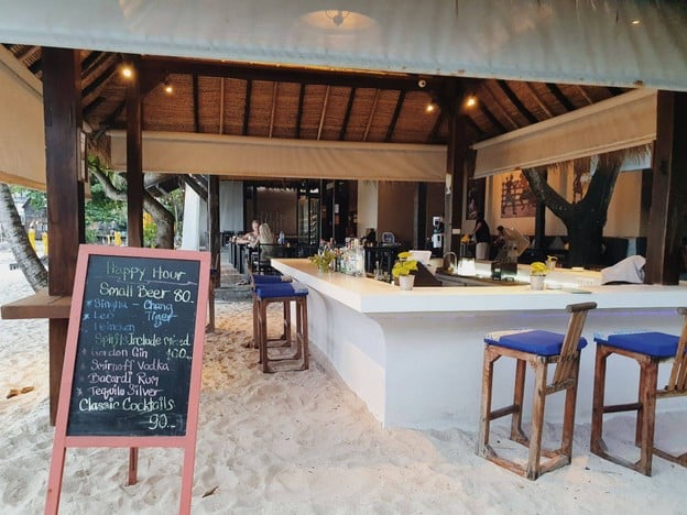 บรรยากาศ The Beach Club Buri Rasa Koh Phangan