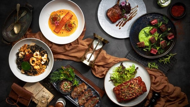 Vela Rooftop Sanampao