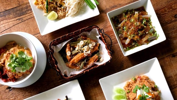 Prapak ( ประพักตร์ )