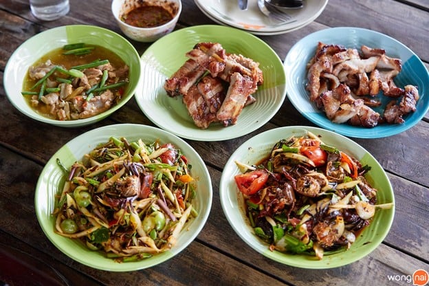 ยายแจ๋ว ส้มตำ