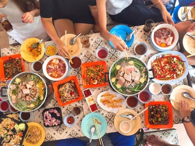 ริมคลอง หมูกระทะ สาขา 2