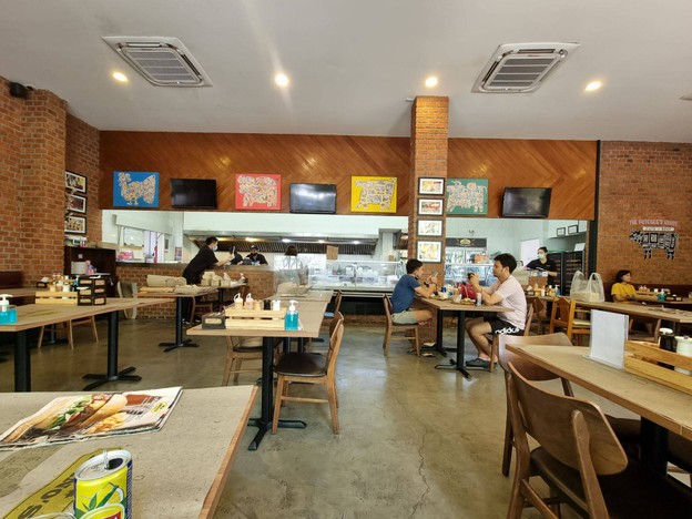 บรรยากาศ Arno's เดอะเซอร์เคิล ราชพฤกษ์