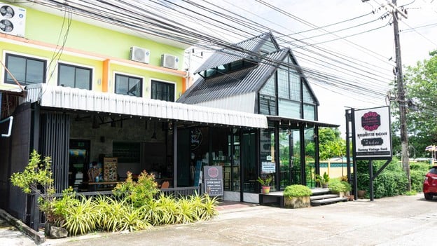 หน้าร้าน ครัวเจริญ