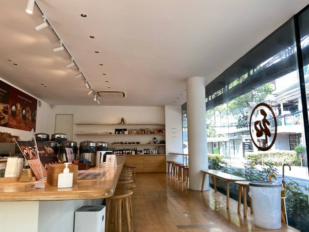 Peace Oriental Teahouse สุขุมวิท 49