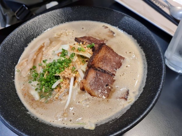 Mensho Tokyo พร้อมพงษ์