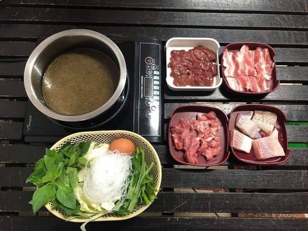 หมูจุ่ม ยำหัวมุม