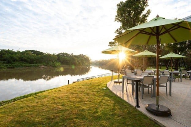 Blossom  โรงแรม The Riverie by katathani