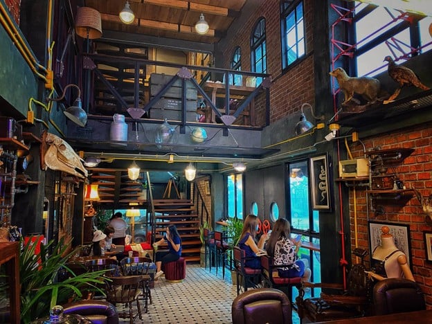 Dream Factory Hotel