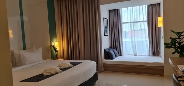 โรงแรม เดอะ ไฮ เพลส