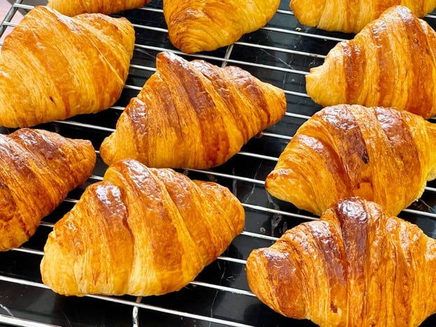 Ponte cafe by Chef Mine ถนนกรุงเทพกรีฑา ซอย8 แยก 10