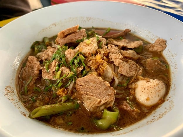 ก๋วยเตี๋ยวเรือป้าทองคำ รามอินทรา