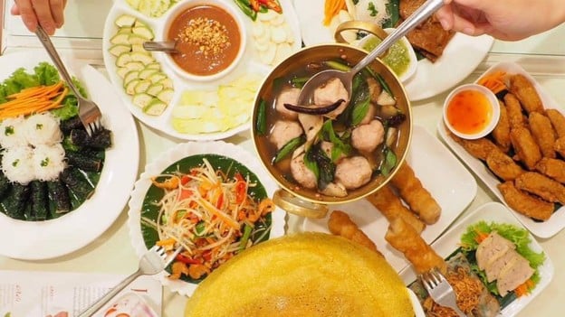 VT แหนมเนือง เดอะวอล์ค เกษตร นวมินทร์