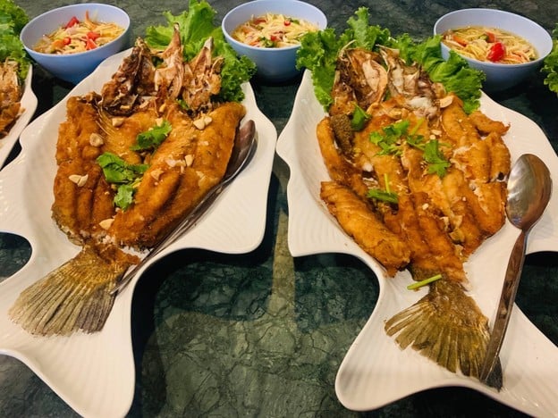 เมนูของร้าน Selfie Bar & Restaurant