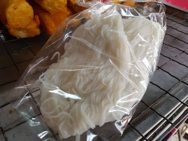 เมนูของร้าน ร้านส้มตำร้อยเอ็ด-หลังมอโนนม่วง