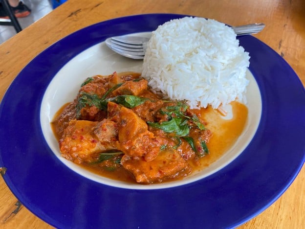 ร้านอิ่มอร่อย นวลจันทร์34