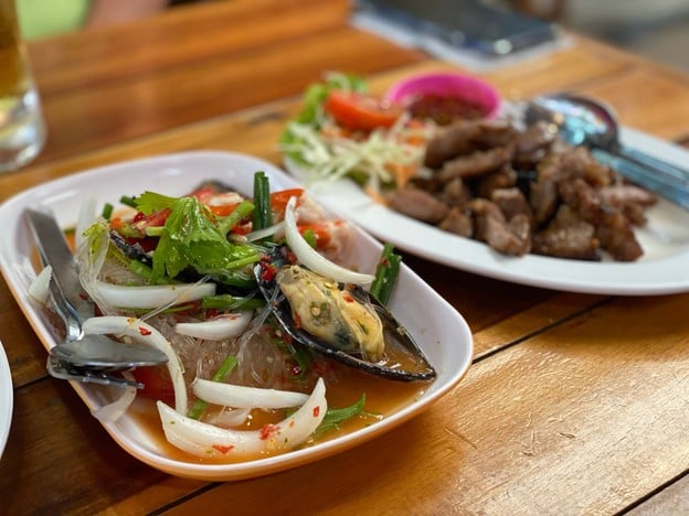 ราชา เรสเทอรองท์แอนด์บาร์