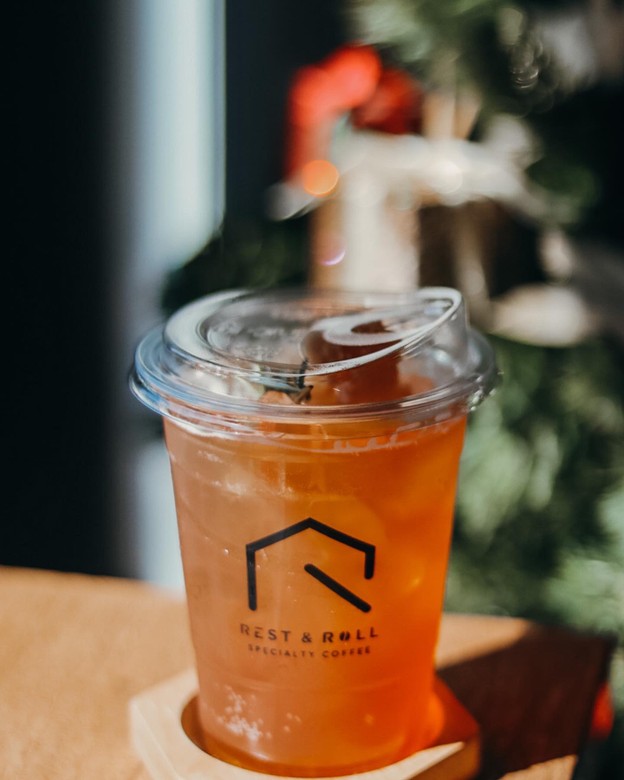 REST&ROLL CAFE