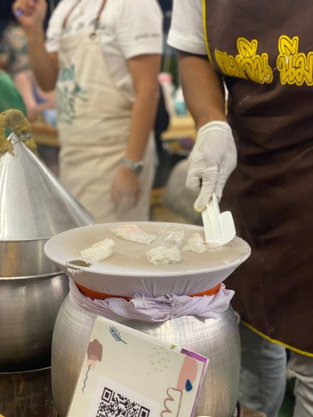 ก๋วยเตี๋ยวปากหม้อนีมะห์ สาขา Jodd Fairs สาขา 2 Jodd Fairs