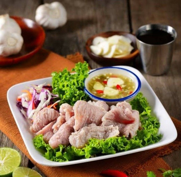 เมนูของร้าน ก๋วยเตี๋ยวเรือพระนคร ริมคลอง สามเสน
