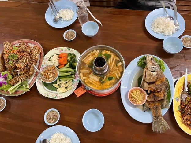 เมนูของร้าน สังเวียน ซีฟู้ด
